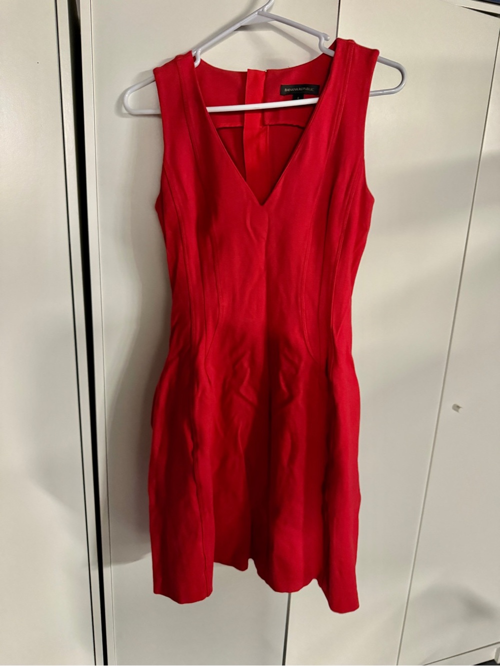 Banana Republic Sleeveless Red V-Neck Dress